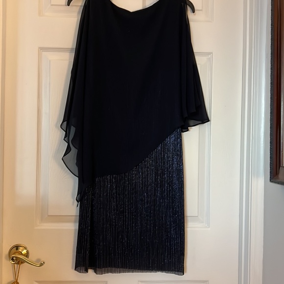 Connected apparel, size 6 - Picture 5 of 5